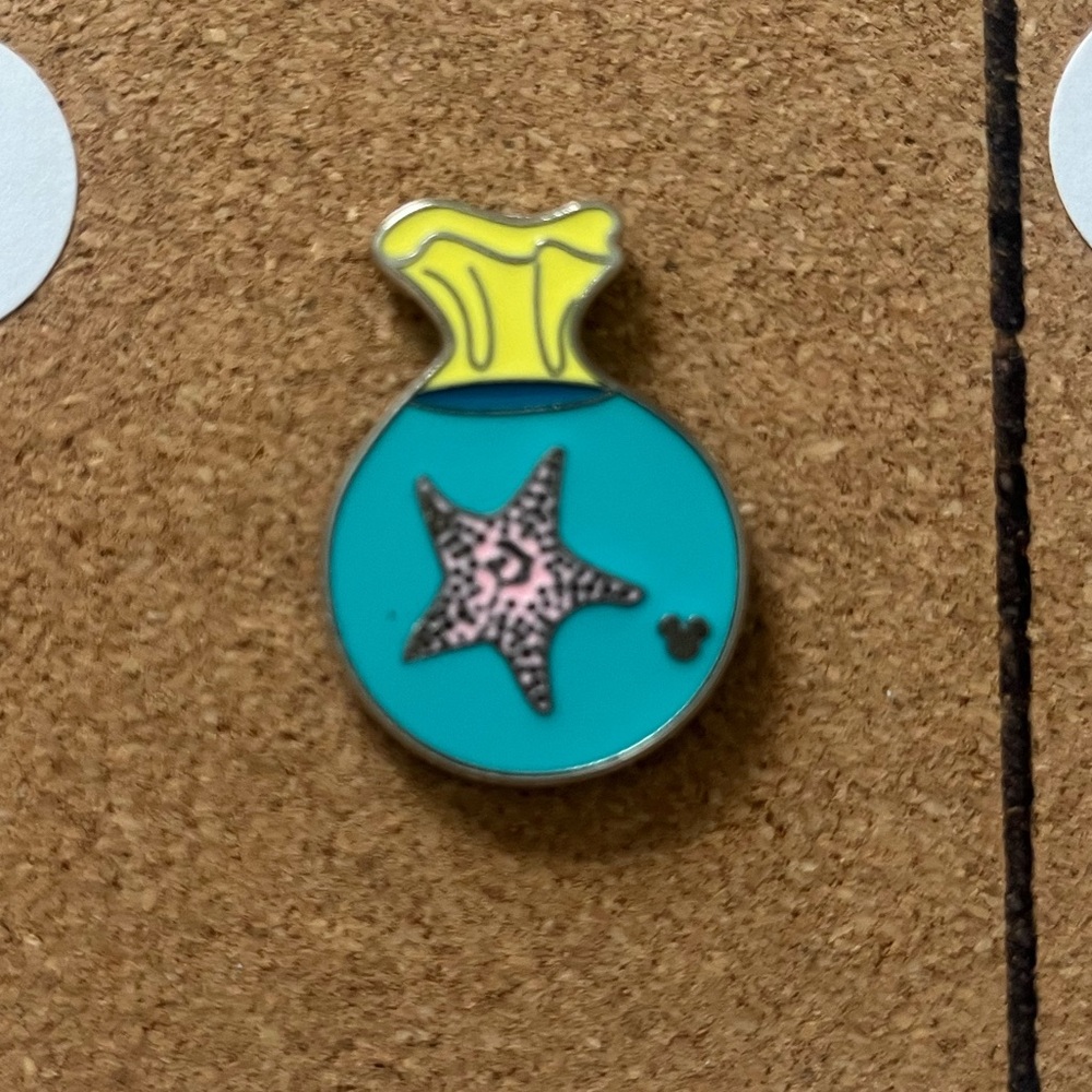 Disney Pearl Finding Nemo Pin